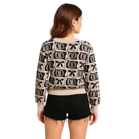 Bow & Horseshoe Western Knit Sweater: The Ultimate Casual & Cozy Look - Picture 2 of 7